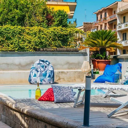 My Exclusive Italy - Spacious With 4 Rooms, Pool, Solarium & Garden Villa *